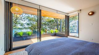 Fantastic Waterfront Beach House - Pretty Beach - 2
