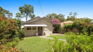 'Tranquil Bayside Cottage' by Accom Holidays - Pretty Beach - 1