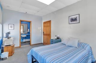 Foothills Lodge & Diner - 4