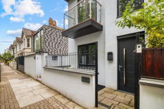 Unique Stylish Duplex 2BR 2BA Balcony - Londra - 9