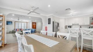 Umina Beach Coastal Getaway - 0