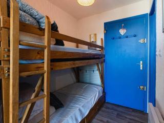 Studio cabine avec terrasse, animaux admis, pour 4 personnes - FR-1-409A-33 - Gruissan - 7