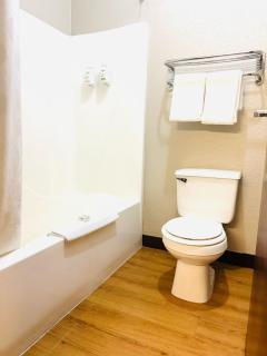 Baymont Inn & Suites by Wyndham Lincoln NE - Lincoln - 1