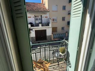 Grand F4 climatisé, terrasse, garage pour 8 personnes, centre-ville Amélie-les-Bains - FR-1-703-207 - Amélie-les-Bains-Palalda - 1