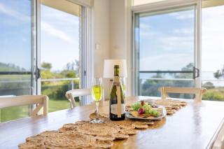 The Helm 2 Stunning waterfront unit with Air Conditioning - Nelson Bay - 1