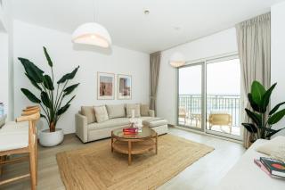 Two Bedroom Apartment with Balcony Canal View and Free Yas Theme Park Tickets - Abu Dhabi - 0