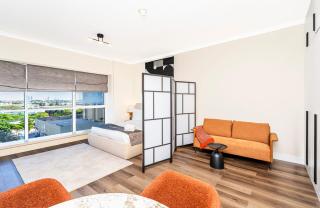 Escape 24 - Chic Studio Apartment in Jumeirah Lake Towers - 6