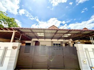 Austin Premium Suite Corner at Seri Austin by Maco Home - Johor Bahru - 2