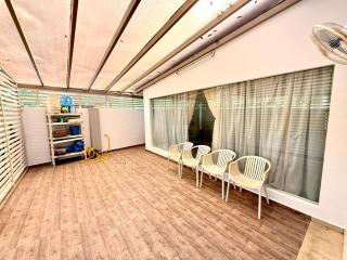 Austin Premium Suite Corner at Seri Austin by Maco Home - 3