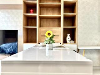 Homes2Retreat - Resort Living Close to Miracle Garden - 8