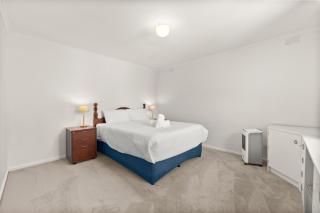 Lovely 4 Bedroom House in Seaford - 9