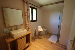 Domaine du Roc Gîtes 34 personnes - 5