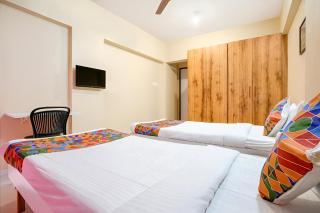 Stay Retreats At Welcome Apartment Nr Andheri - 3