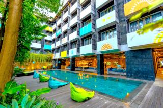 Tijili Hotel Seminyak - Seminyak - 0