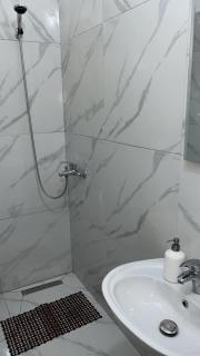 Studio with Patio - Tirana - 6
