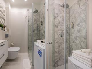 Glam Apartment Miła with Balcony in Warsaw by Noclegi Renters - Varsavia - 1