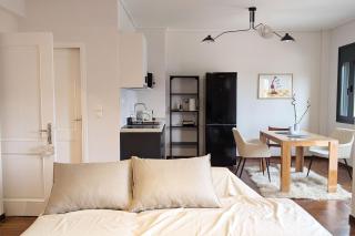 Lakefront Living - 8