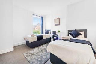 Perfect 3BR Family Home Comfort & Charm - Nottingham - 5