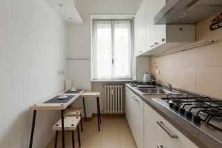 M1 Lima Roomy Apartment with Balconies - Milan - 3