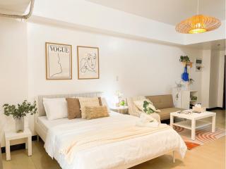 BGC Luxury, Venice Grand Canal Mall #vlrtc27c - Manila - 0