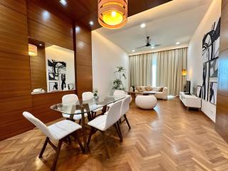 Straits Quay Seafront Suite l Panoramic Seaview - Tanjong Tokong - 1