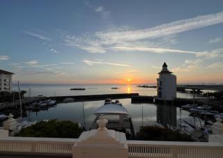 Straits Quay Seafront Suite l Panoramic Seaview - Tanjong Tokong - 0