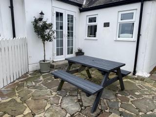 Stable Cottage - 1 Bedroom Cottage - Penally - Penally - 9