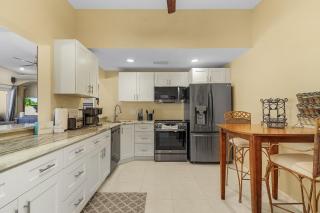 5535 Casa de Lujo- Heated Pool with Water Views home - 9