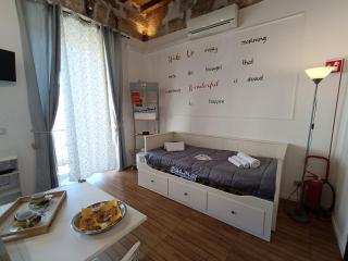Aragonesi Vacanze by Holiday World - Palermo - 4