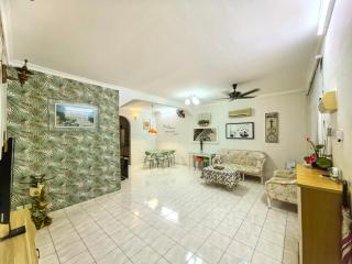 ruma 210 homestay - 8