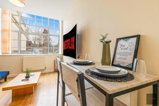 Chic City Escape - 1BR City Centre - 8