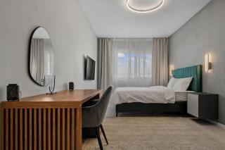 Ultra-Modern & Spacious 2BR Apartment with Balcony - Bucharest - 7