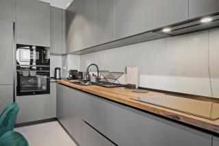 Ultra-Modern & Spacious 2BR Apartment with Balcony - Bucharest - 8