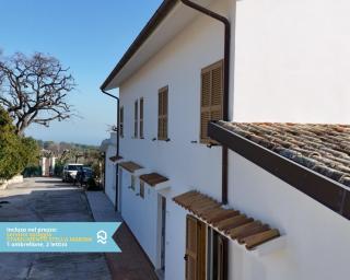 VIVA4 - Numana, nuovo trilocale in villa con piscina - 1