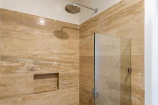 Brand New Studio with King Bed and Rooftop Pool - 3