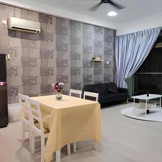 Lake city view Palazio residn 3BR 2FREE By Natol - Johor Bahru - 1