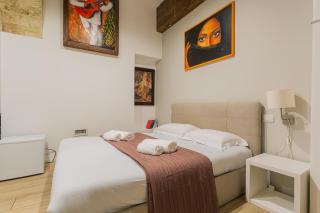 Red Rooms by Wonderful Italy - 1