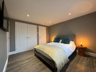 4 Bedroom En-Suite Townhouse - Lewes - 6