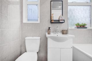 Modern 2BED apartment in Prime Location - Birmingham - 5