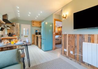 The Shack - Lessingham - 9
