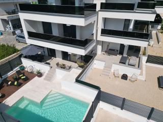 Apartments "CALMA" with Private Pool - Suitable for Groups of People - Novalja - 9