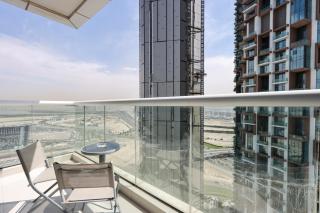 2BR Oasis in Damac Towers by Livbnb - Dubai - 6