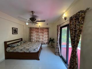 Royal Villa 2 - Lonavala 3BHK Bungalow with Pvt Swimming Pool - Lonavala - 7