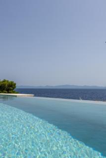 Beachfront villa Mare with seaview and pool - 3