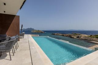 Beachfront villa Mare with seaview and pool - 2