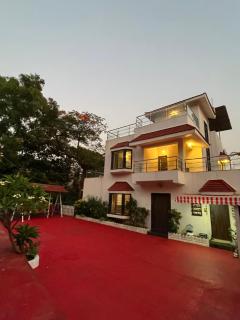 Royal Villa 2 - Lonavala 3BHK Bungalow with Pvt Swimming Pool - Lonavala - 0