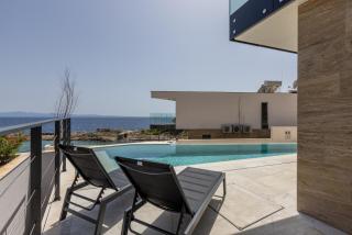 Beachfront villa Luce with seaview and pool - - 2