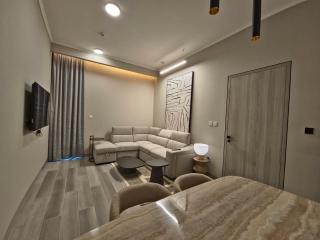 Concept 7 Chic New Apartment with Balcony & Amenities Managed by SunnyHomes - 2