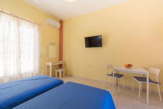 Lucy's Garden Studios - Kavos - 8