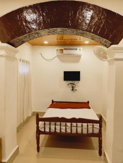 Holidaze Home Stay - Alappuzha - 8
